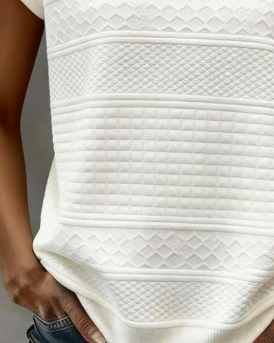 Kortärmad V-ringad Knapptröja Med Flaätstickning