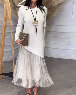 Tvådelat Set Med Pullover Och Kjol I Rund Halsringning Och Oregelbunden Design