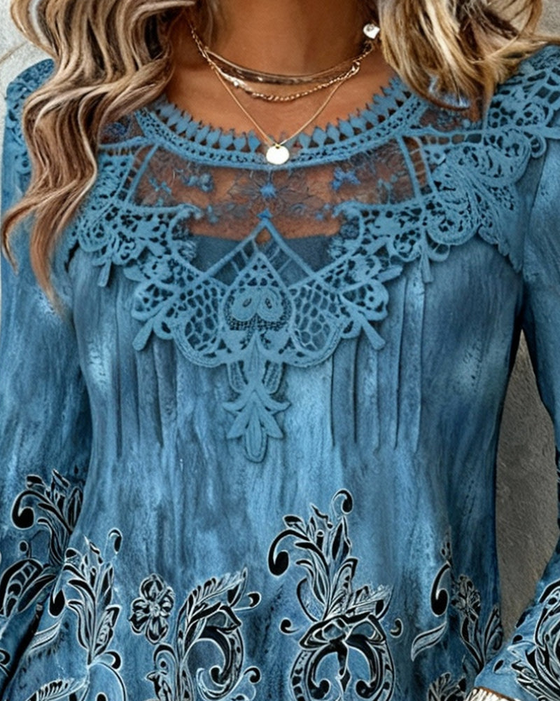 Blus Lapptäcks Krage Och Strategiskt Placerad Tryckt