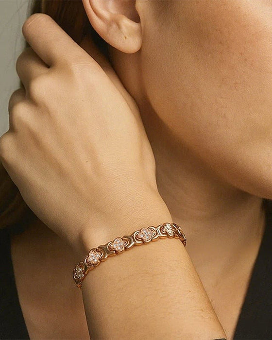 Koppararmband Med Fyraklöver