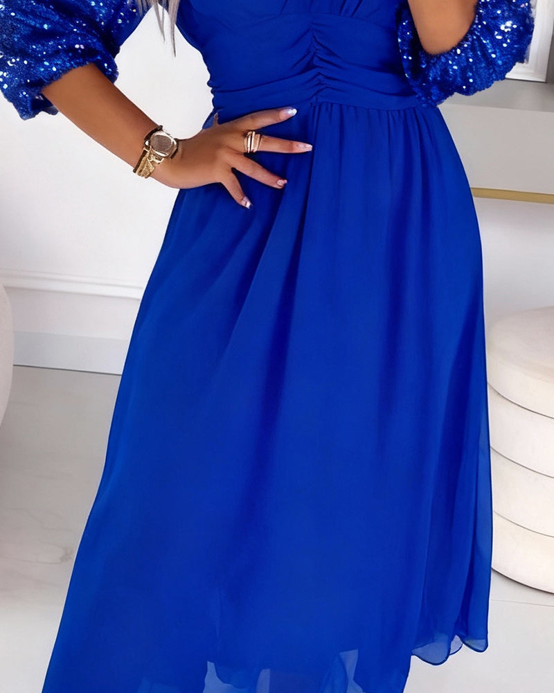 Klänning Modig Puffärm V-Ringning