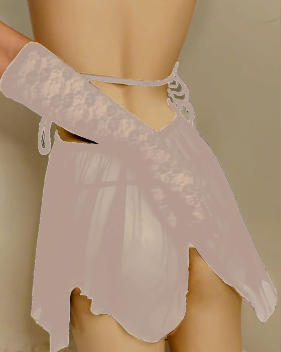 Sval Och Bekväm Nattlinne I Plusstorlek