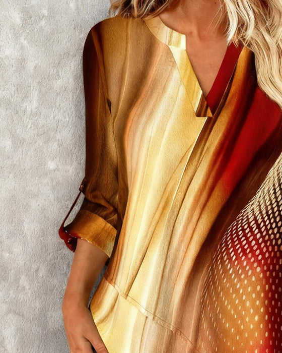 Oregelbunden Modig Blus Med V-Ringning Och Tryck