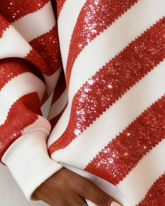 Hoodie Med Båtringning Och Rund Halsringning