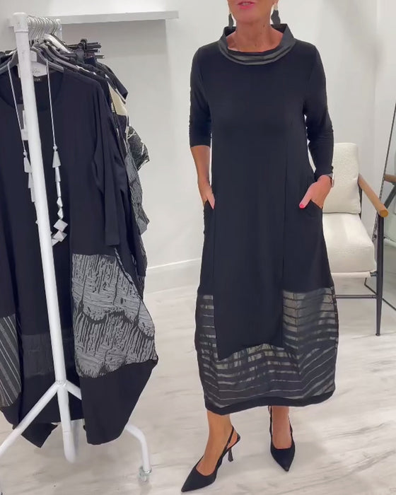 Modernt Enfärgat Klänning Med Sömskarvning