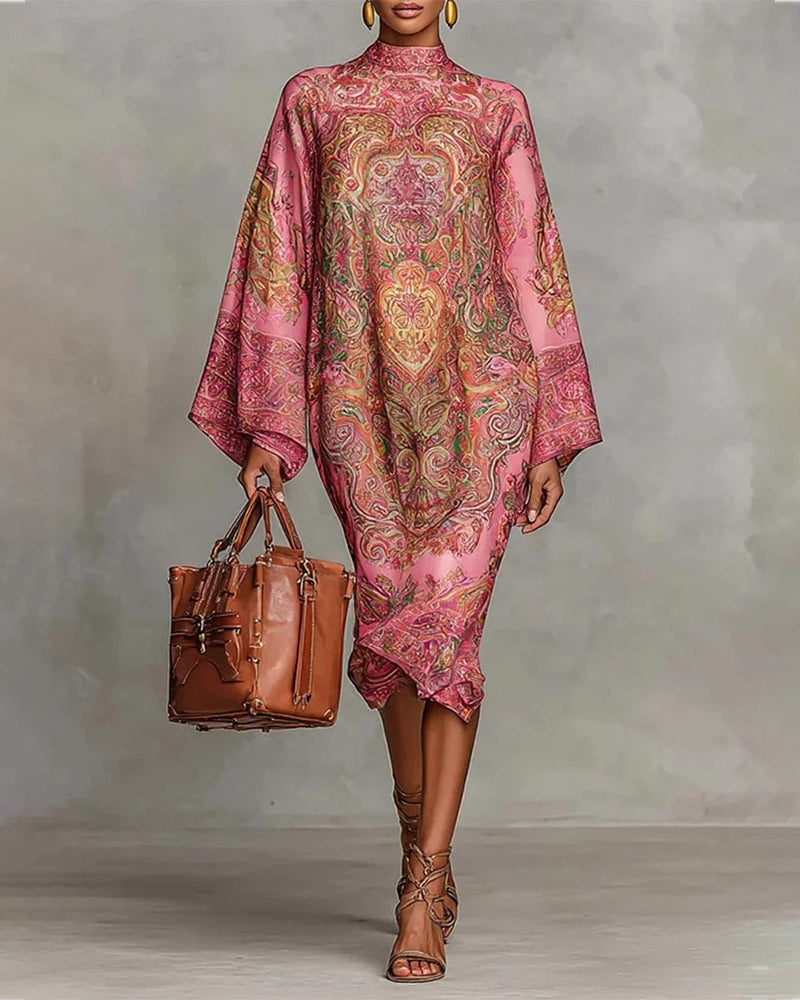 Höghalsad Klänning Med Vintagetryck