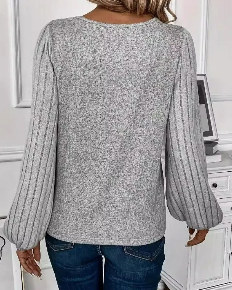 T-shirt avslappnad enfärgad med spetskant