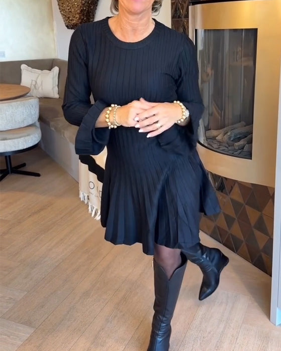 A-Linjeklänning Med Trumpetärmar