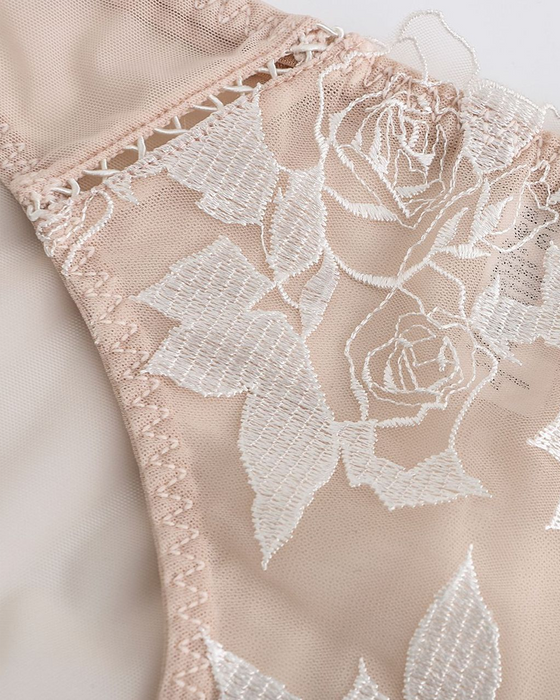 Bh Dam Ultra Tunn Sexig Ros Broderi Spets