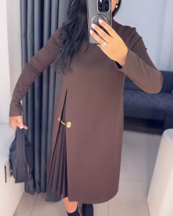 Elegant Klänning Med Målad Lapptäckt