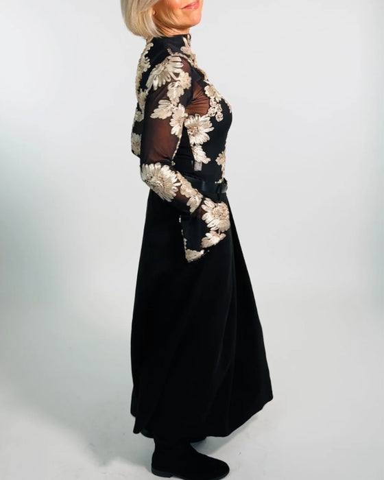 Blus Trumpetärm Mod Blommor