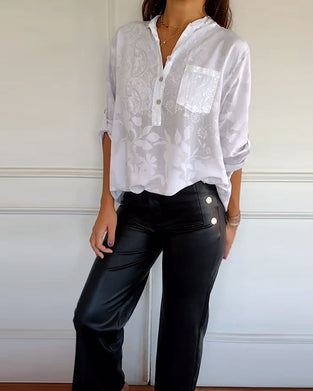 Knappficka enfärgad elegant topp