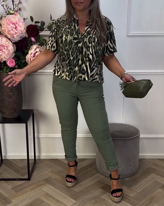 Blus Moderiktig Leopardtryck Kortärmad