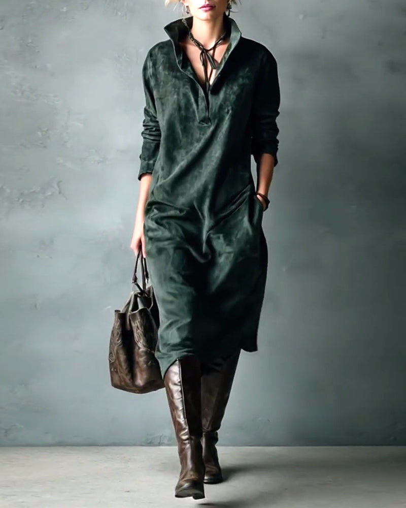 Elegant klänning med enfärgad ficka