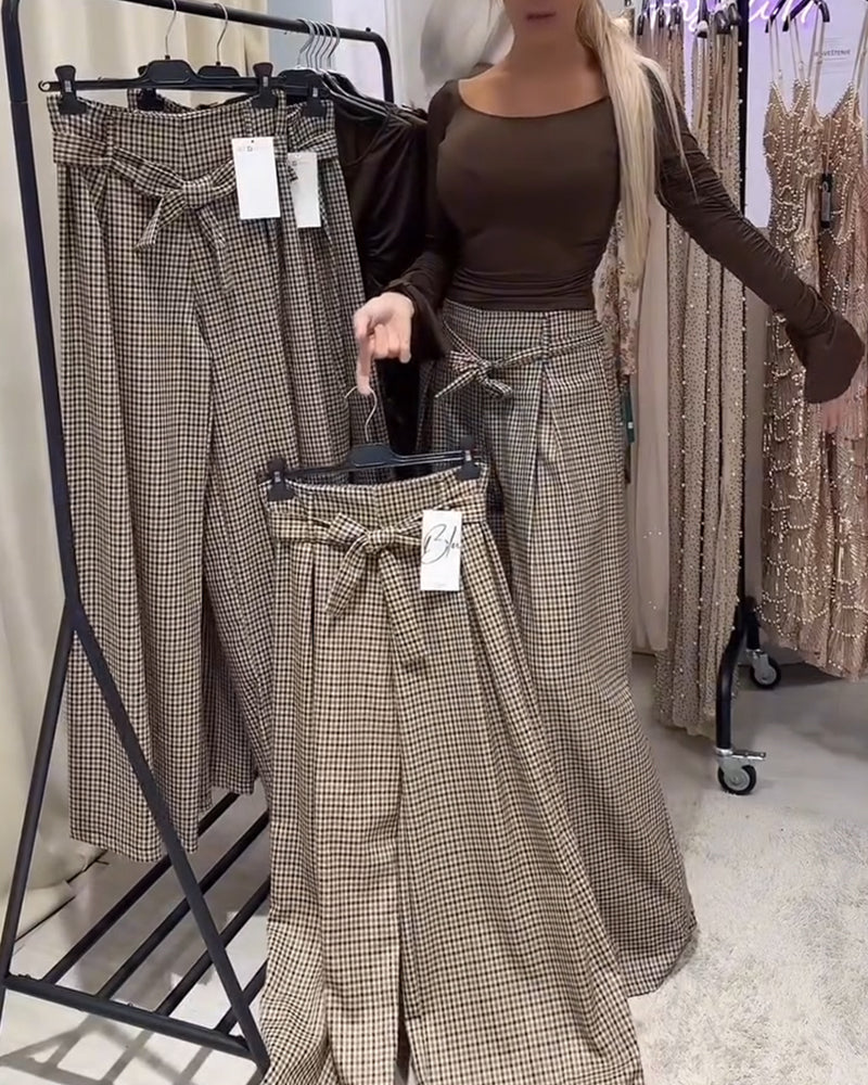 Vidbyxor I Hundtandsmönster Med ”Old Money”-Stil