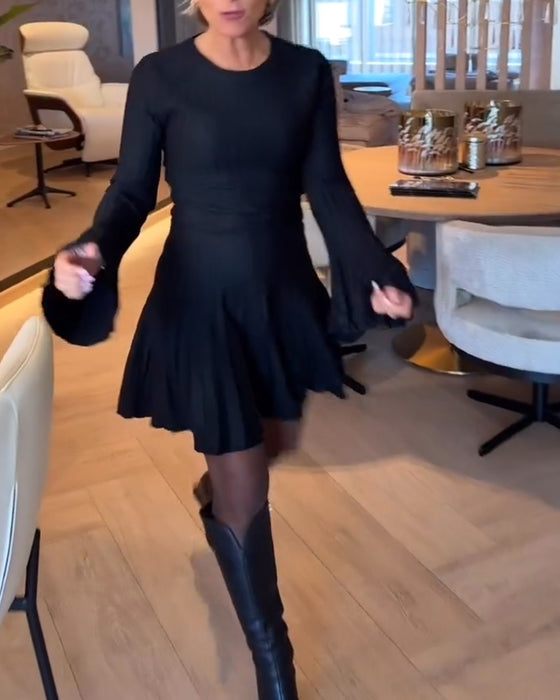 A-Linjeklänning Med Trumpetärmar