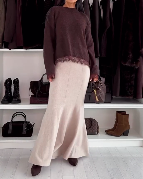 Pullover Med Spetspanel Och Rund Hals