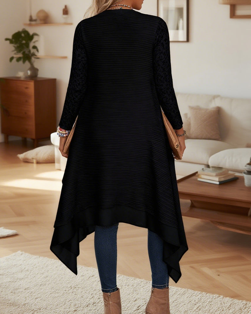 Top Med Två-I-En Design, Tryckt Mönster Och Asymmetrisk Skärning