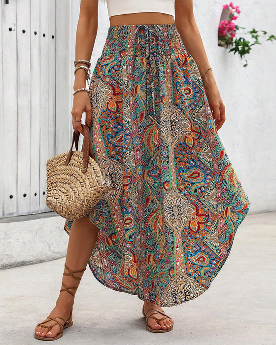 Skjorta Med En Elastisk Midjekrage, Retro - Tryck Och En Kurvformad Såm