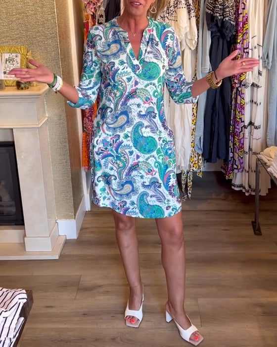 Paisleytryckt klänning med v-ringad ficka