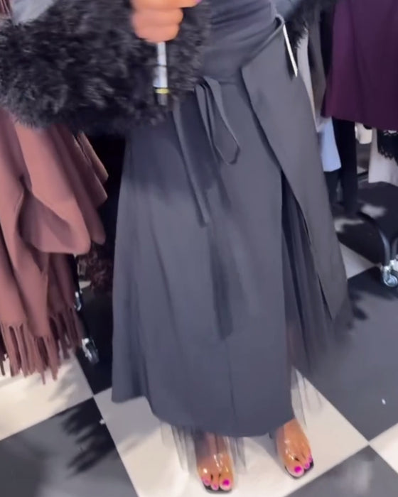 Kjol Temperamentsfull Och Moderiktig