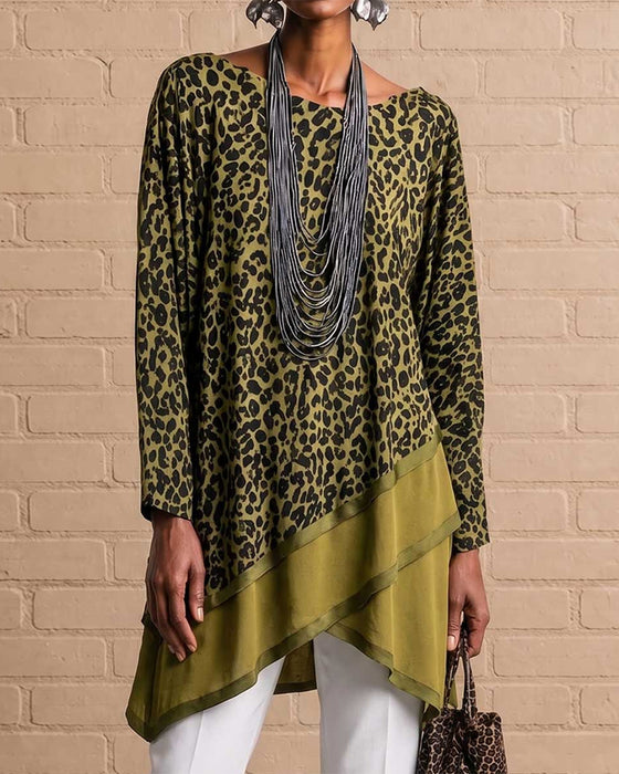 Leopardmönstrad Topp Med Asymmetrisk Fåll