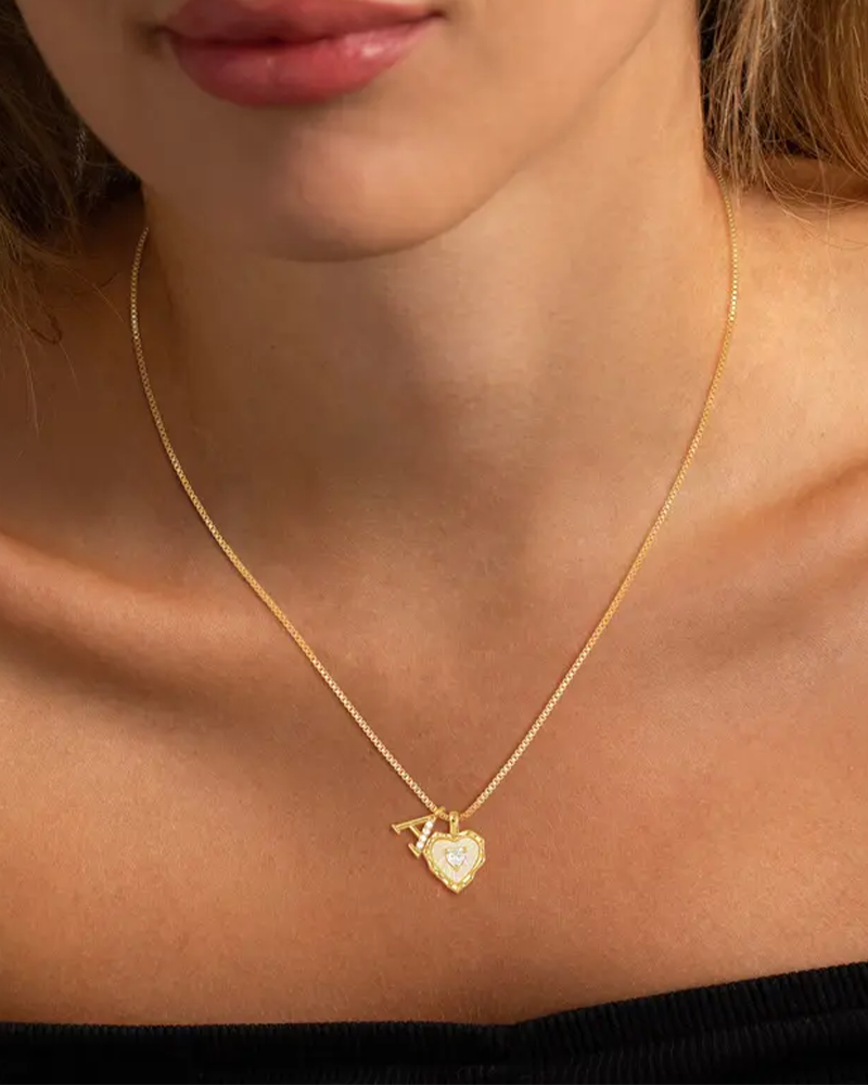 A–Z Mikropave Bokstavspendel Halsband