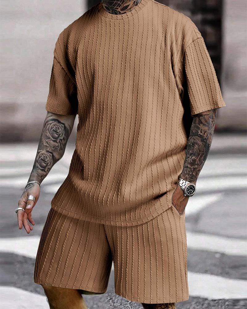 Herres Stripad T-Shirt Och Shorts Tvådelig Set Med Crew-Årning