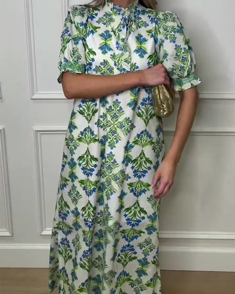 Klänning Växttryck Ståkrage