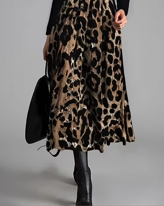 Klädning Rundhalsad Leopard Full Kjol