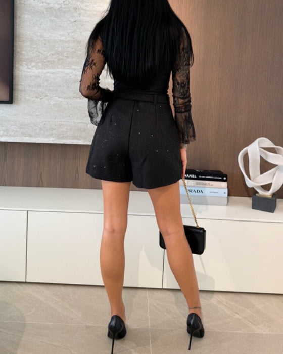 Topp Med Klockärmar Och V-Ringning