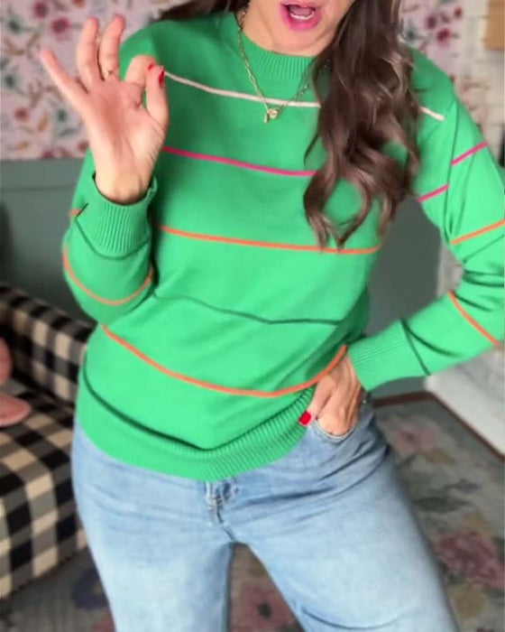 Randig pullover med rund halsringning