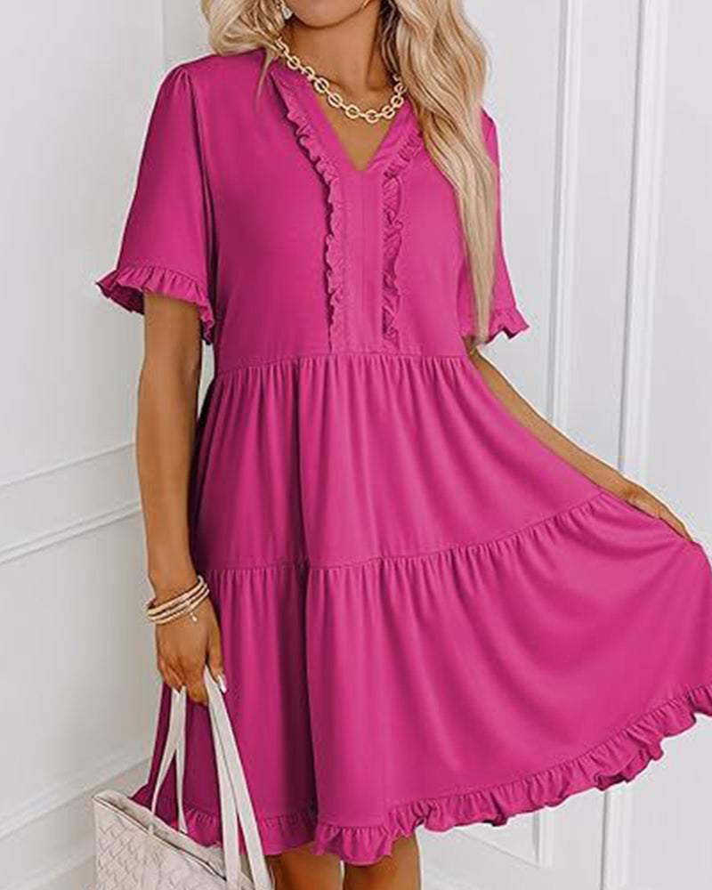 Klänning Rynkad Kant V-Ringning Lagerdelad Kant