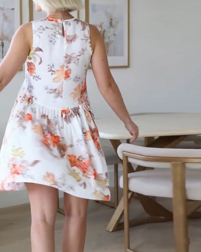 Klänning Ärmlös Veckad Blommönstrad