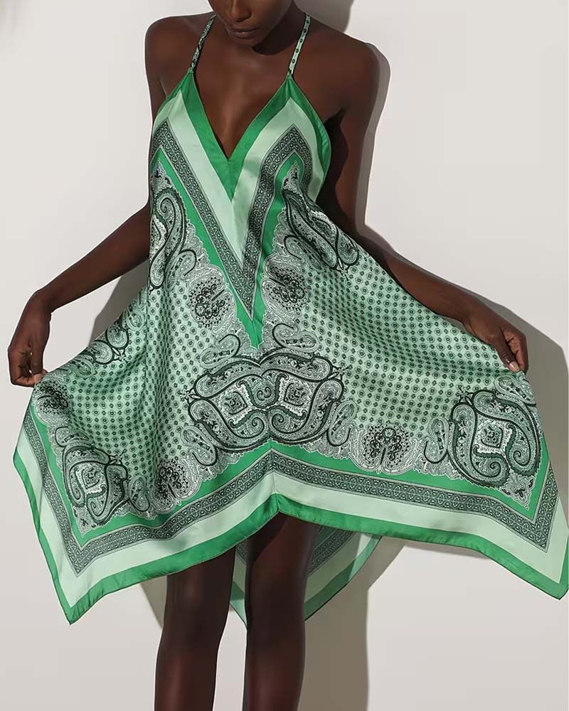 Klänning Oregelbunden Draperad Tryck