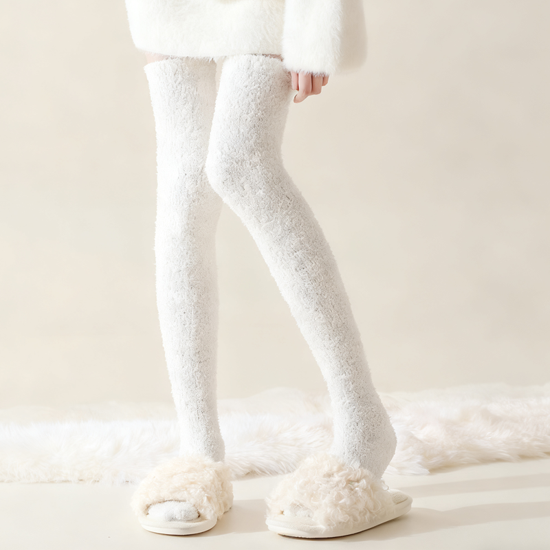 Varma Och Bekväma Knästrumpor