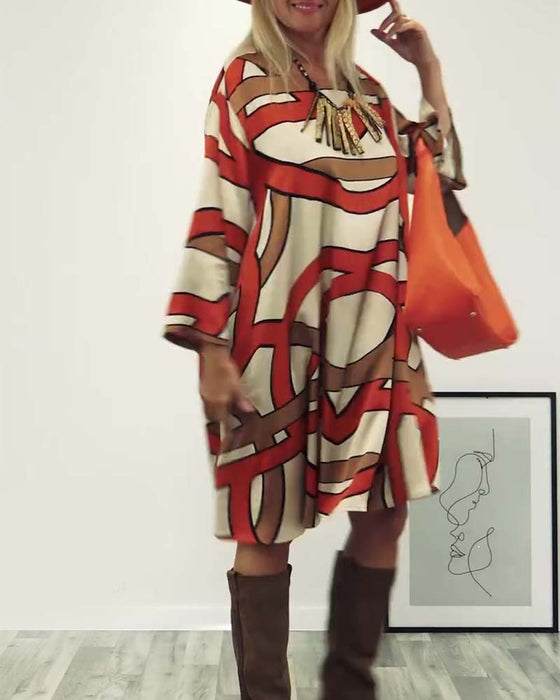 Klänning med rund hals och tryck