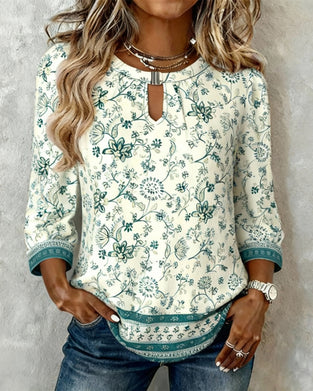 Topp Med Blommönster Och Trekvartsärm