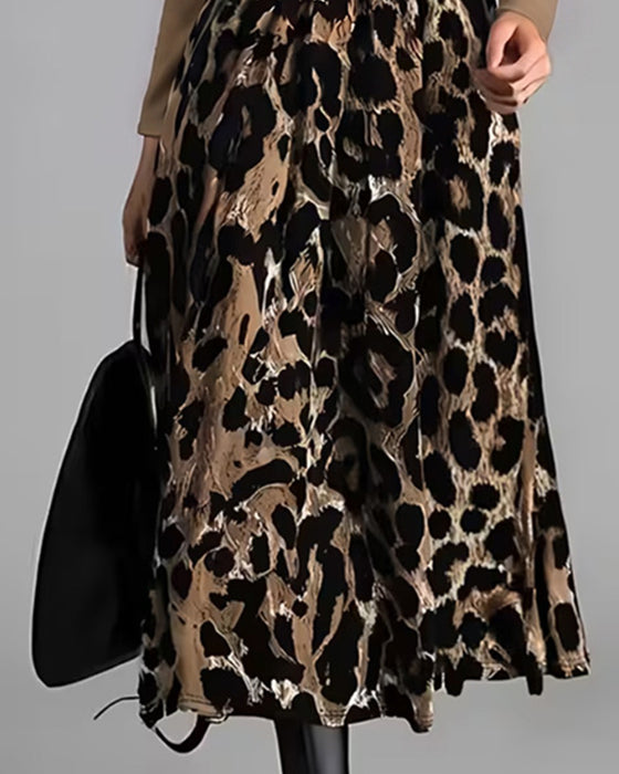 Klädning Rundhalsad Leopard Full Kjol