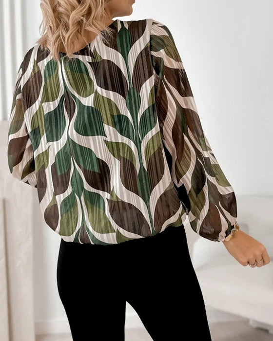 Blus Med Lyktärmar Och Rund Halsringning