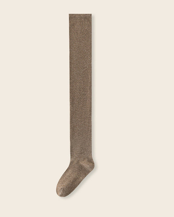 Förtjockade höga strumpor