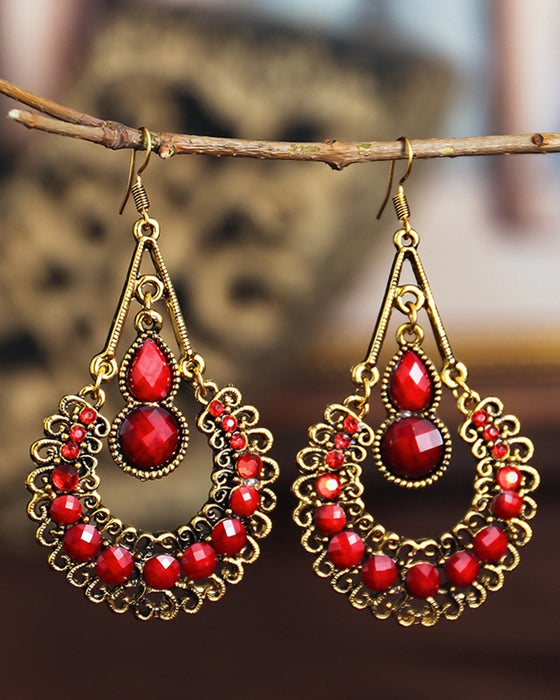 Utskurna Långa Droppformade Örhängen