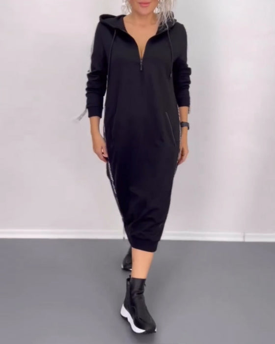 Avslappnad klänning med dragkedja