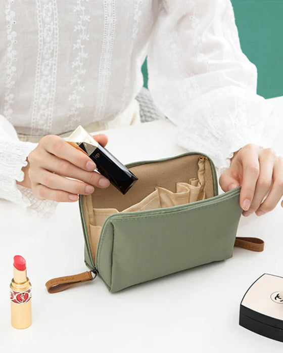 Resesminkpåse för kvinnor