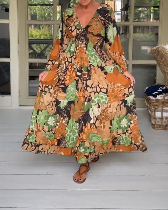 V-ringad långärmad klänning