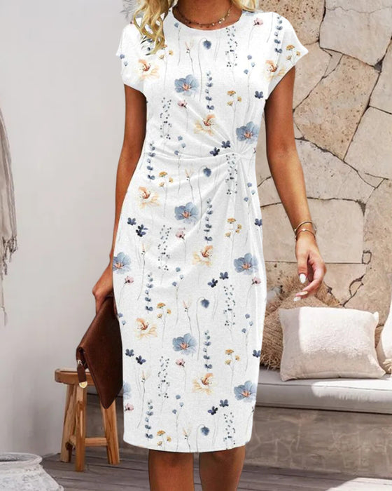 Blommig klänning med korta ärmar