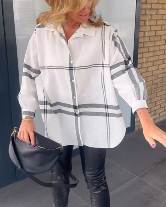 Avslappnad lapel rutig skjorta