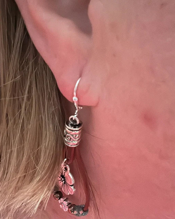 Boho rep blomma örhängen i läder