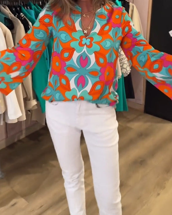 Blus med lösa, mångsidiga stilar och tryck