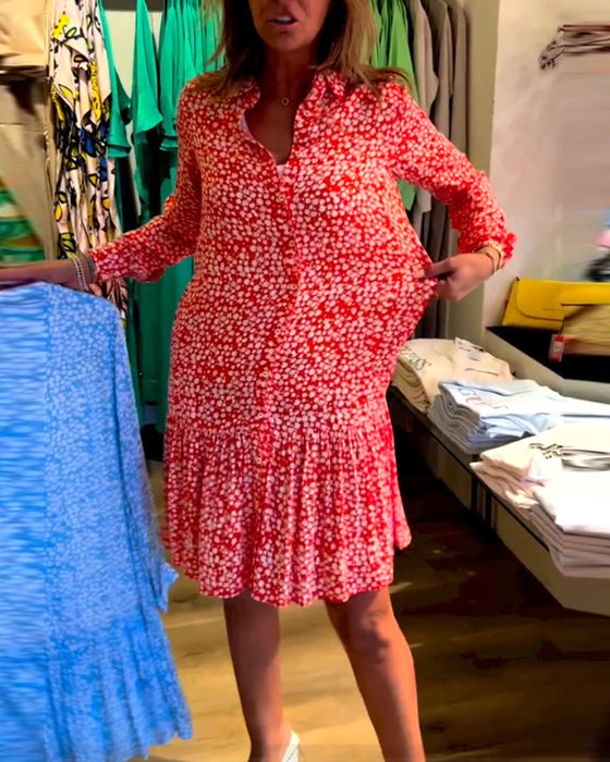 V-ringad klänning med blommönster